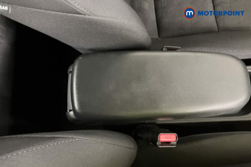 Toyota Yaris Icon Automatic Petrol-Electric Hybrid Hatchback - Stock Number (1565973) - 10th supplementary image