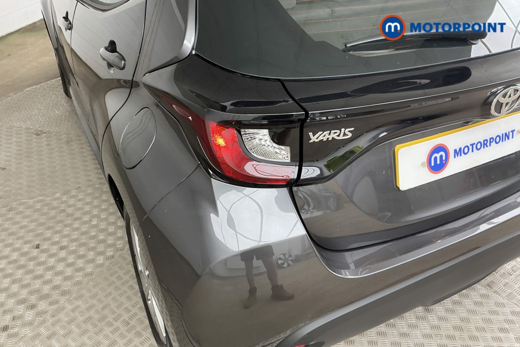 Toyota Yaris Icon Automatic Petrol-Electric Hybrid Hatchback - Stock Number (1565973) - 31st supplementary image