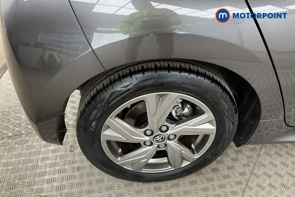 Toyota Yaris Icon Automatic Petrol-Electric Hybrid Hatchback - Stock Number (1565973) - 35th supplementary image