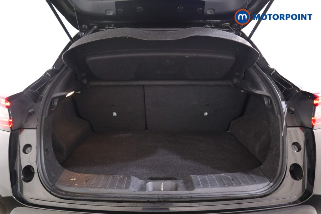 Nissan Juke N-Connecta Manual Petrol SUV - Stock Number (1566103) - 13th supplementary image