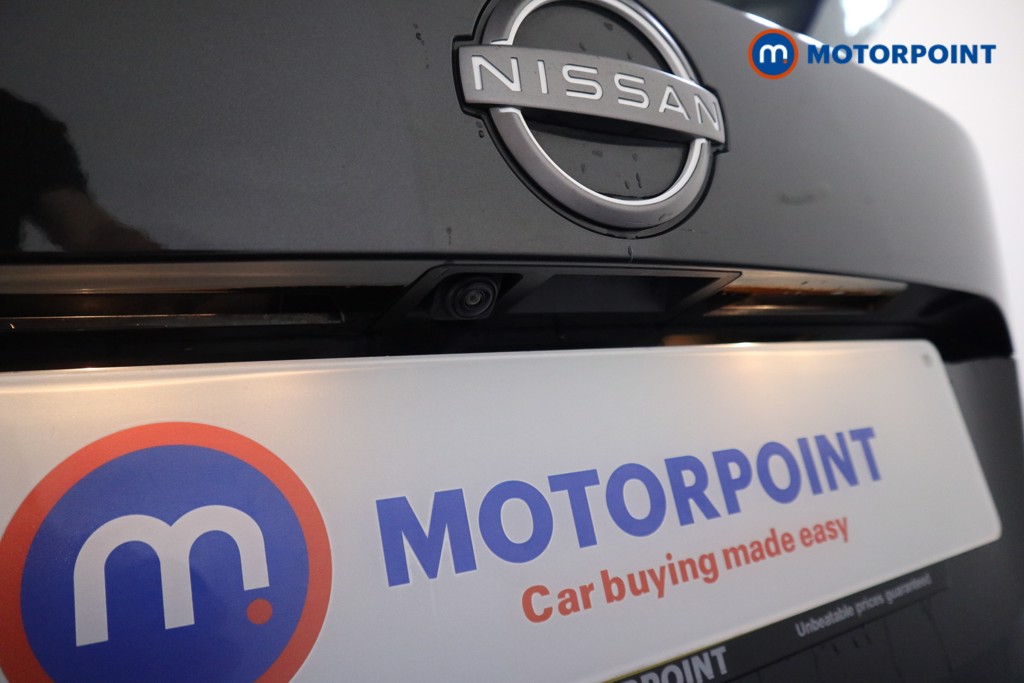 Nissan Juke N-Connecta Manual Petrol SUV - Stock Number (1566103) - 19th supplementary image