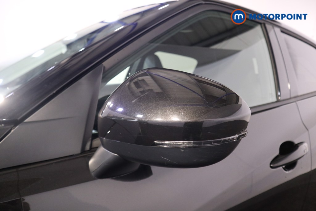 Nissan Juke N-Connecta Manual Petrol SUV - Stock Number (1566103) - 23rd supplementary image