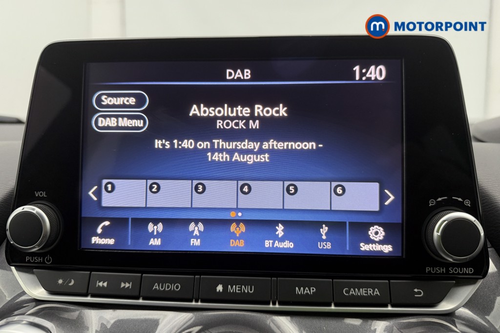 Nissan Juke N-Connecta Manual Petrol SUV - Stock Number (1566104) - 4th supplementary image