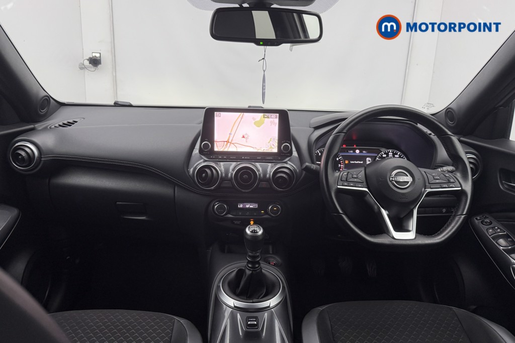 Nissan Juke N-Connecta Manual Petrol SUV - Stock Number (1566104) - 1st supplementary image