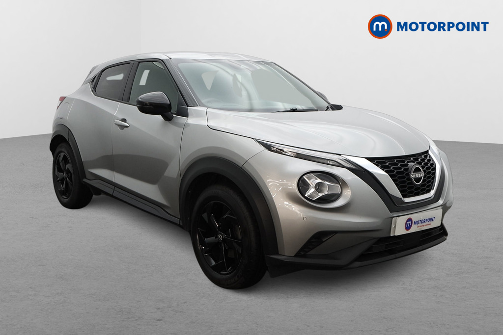 Nissan Juke N-Connecta Manual Petrol SUV - Stock Number (1566104) - Drivers side front corner