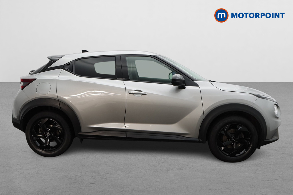 Nissan Juke N-Connecta Manual Petrol SUV - Stock Number (1566104) - Drivers side