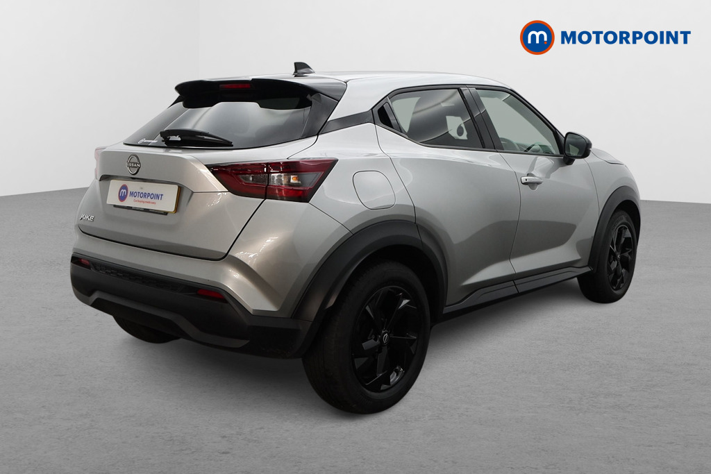 Nissan Juke N-Connecta Manual Petrol SUV - Stock Number (1566104) - Drivers side rear corner