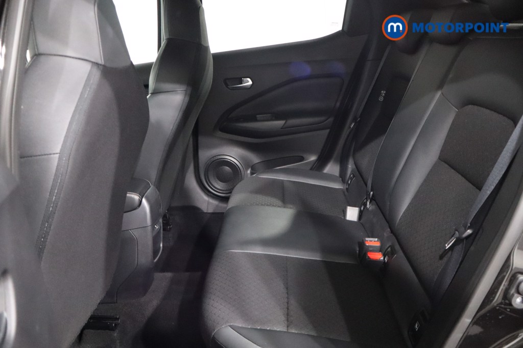 Nissan Juke N-Connecta Manual Petrol SUV - Stock Number (1566109) - 5th supplementary image