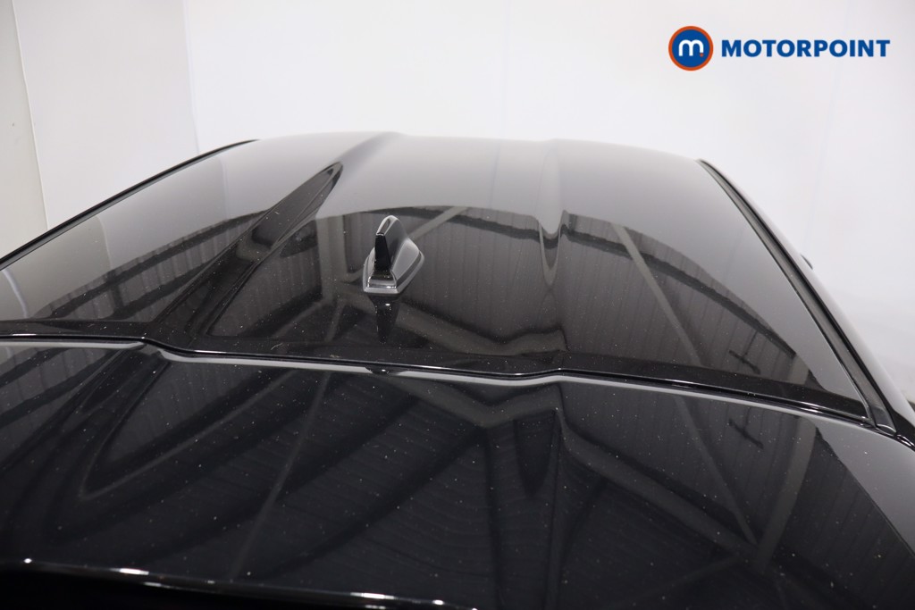 Nissan Juke N-Connecta Manual Petrol SUV - Stock Number (1566109) - 31st supplementary image