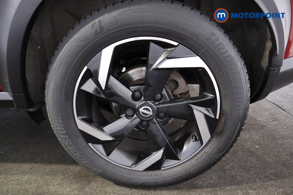 Nissan Juke N-Connecta Manual Petrol SUV - Stock Number (1566114) - 17th supplementary image