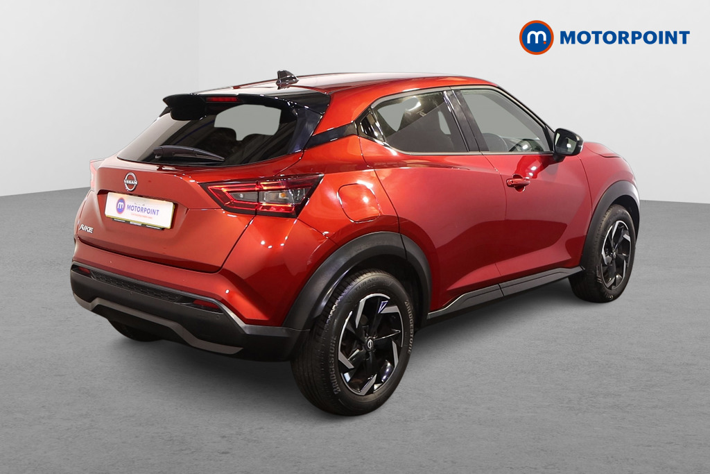 Nissan Juke N-Connecta Manual Petrol SUV - Stock Number (1566114) - Drivers side rear corner