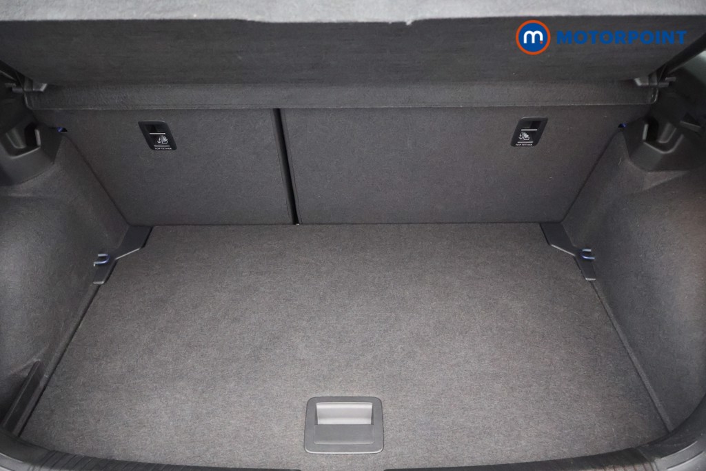 Volkswagen Polo Life Automatic Petrol Hatchback - Stock Number (1566343) - 11th supplementary image