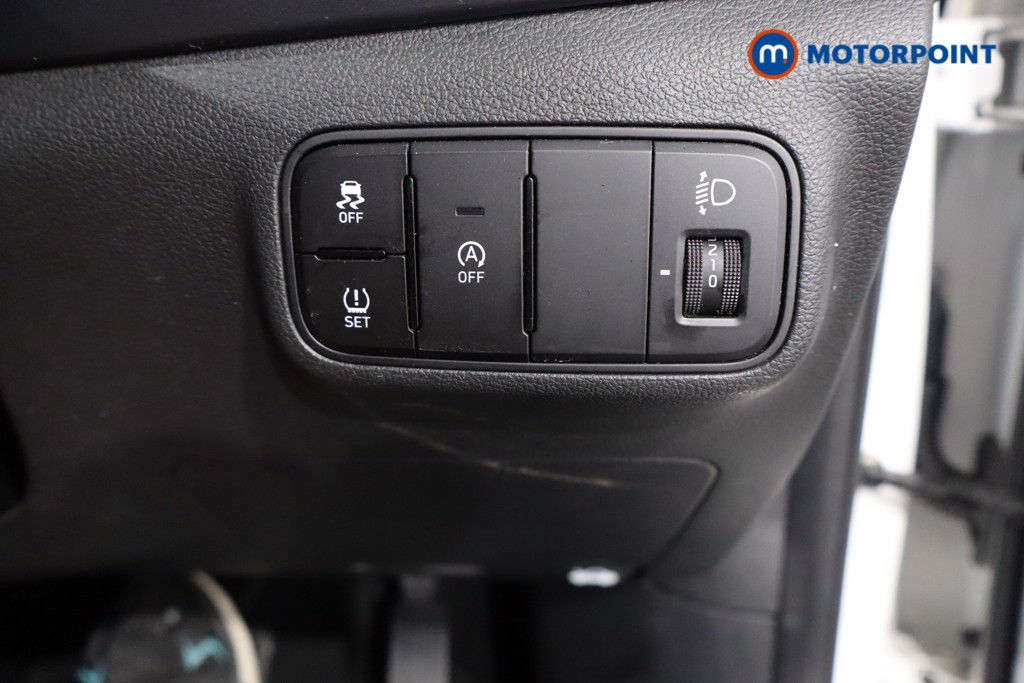 Hyundai I20 Se Connect Automatic Petrol Hatchback - Stock Number (1566683) - 21st supplementary image