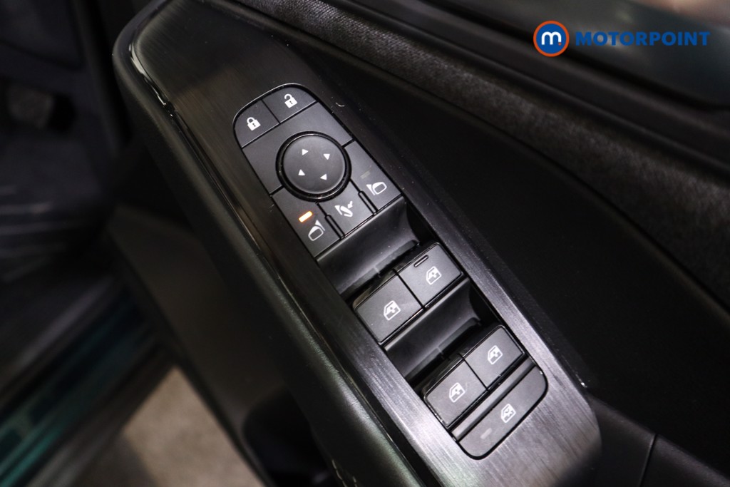 Nissan Qashqai Acenta Premium Automatic Petrol SUV - Stock Number (1566860) - 9th supplementary image