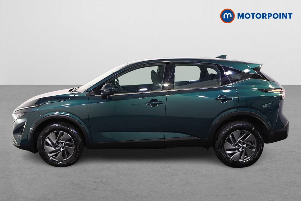Nissan Qashqai Acenta Premium Automatic Petrol SUV - Stock Number (1566860) - Passenger side