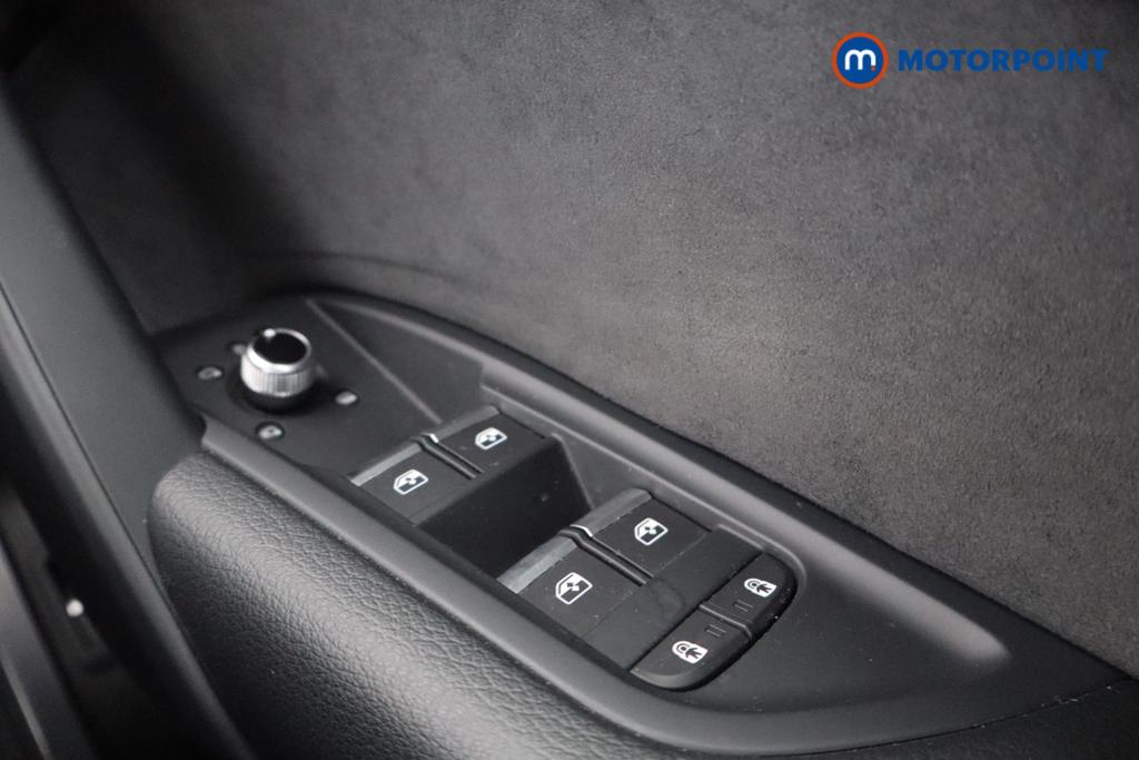 Audi Q5 S Line Automatic Petrol Plug-In Hybrid SUV - Stock Number (1566949) - 14th supplementary image
