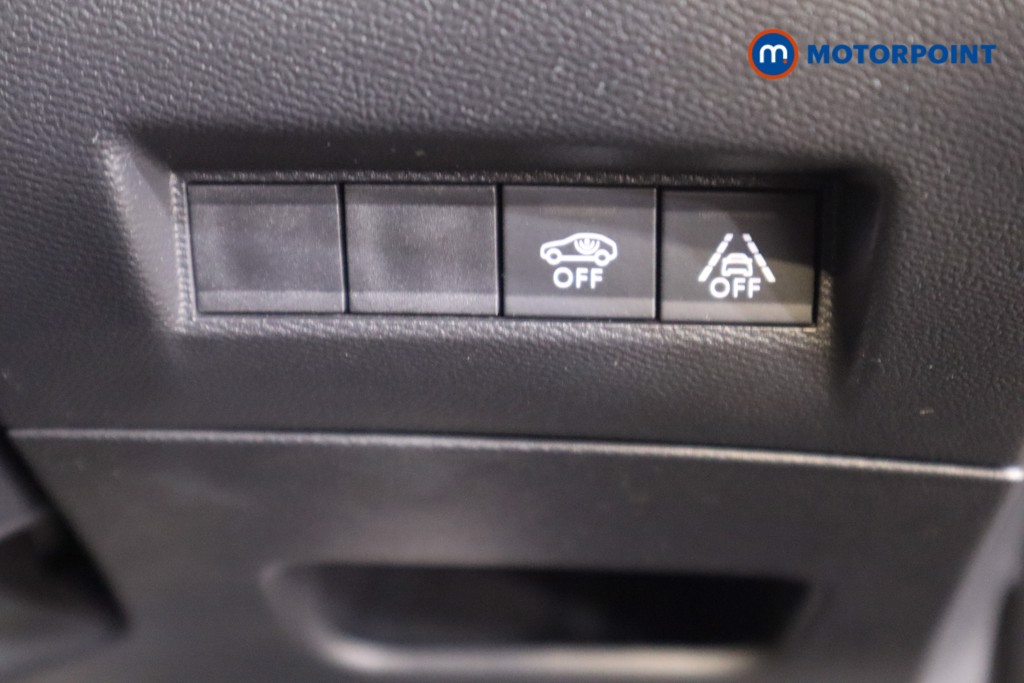 Peugeot 2008 GT Manual Petrol SUV - Stock Number (1567306) - 16th supplementary image