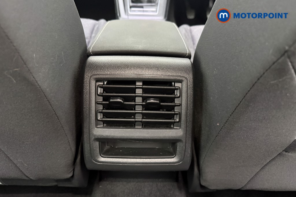 Volkswagen Golf Life Manual Petrol Hatchback - Stock Number (1567575) - 20th supplementary image
