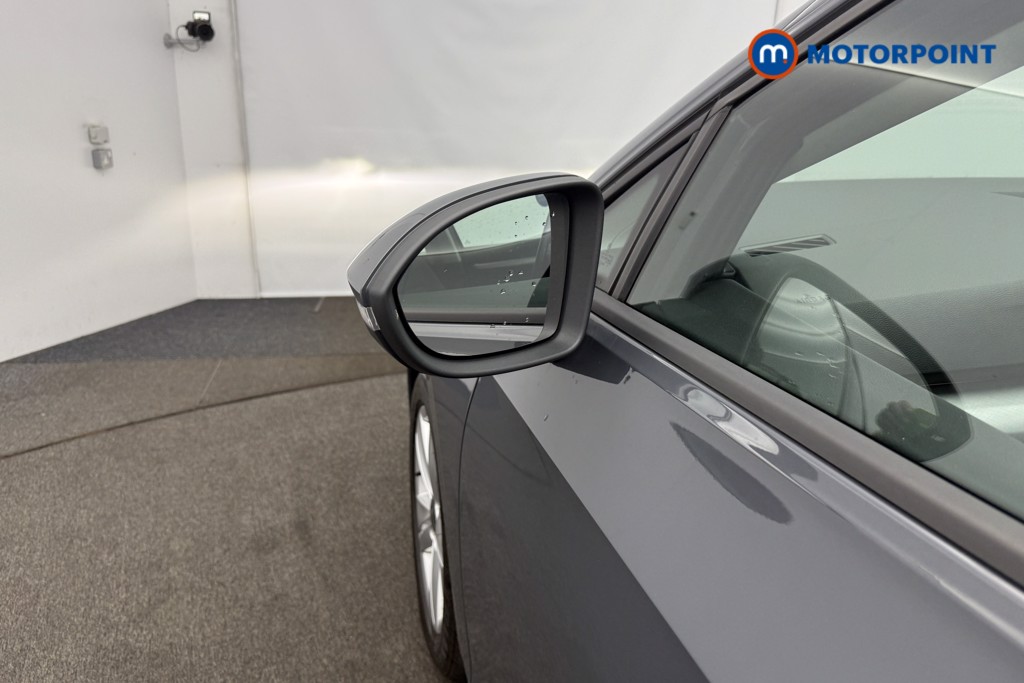 Volkswagen Golf Life Manual Petrol Hatchback - Stock Number (1567575) - 29th supplementary image