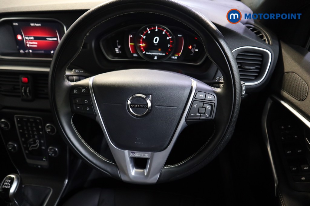 Volvo V40 R Design Edition Manual Petrol Hatchback - Stock Number (1567577) - 2nd supplementary image