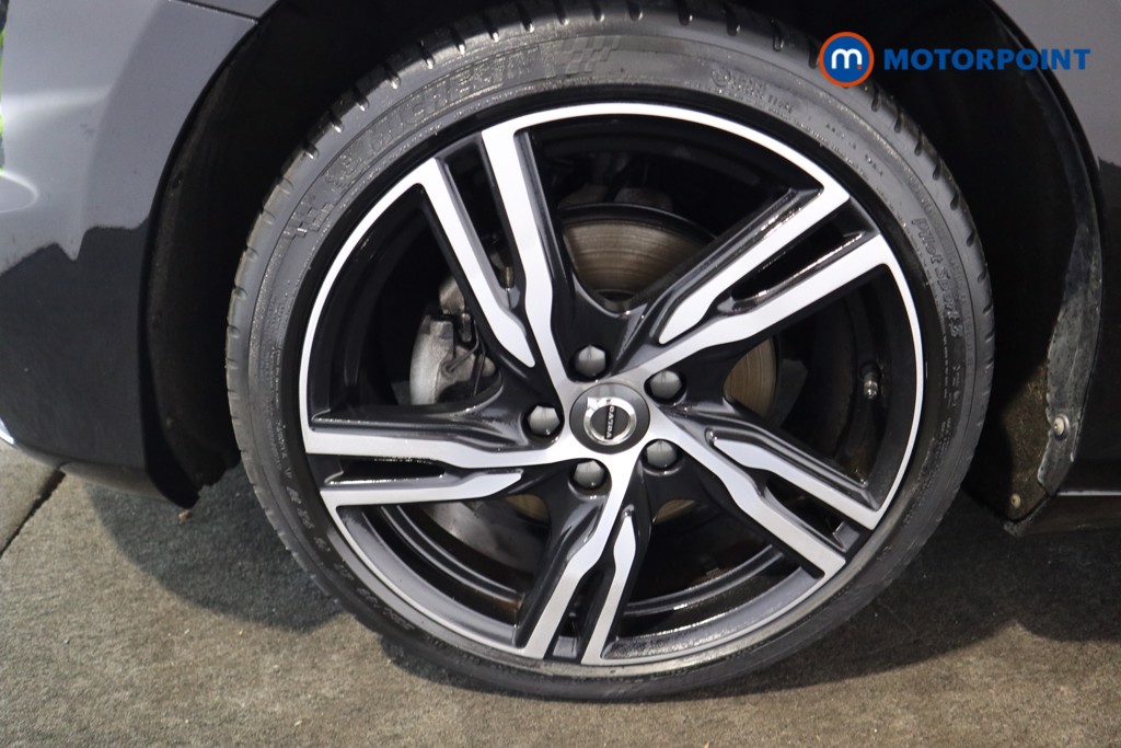 Volvo V40 R Design Edition Manual Petrol Hatchback - Stock Number (1567577) - 17th supplementary image