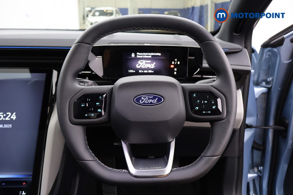 Ford Explorer Premium Automatic Electric SUV - Stock Number (1567727) - 1st supplementary image