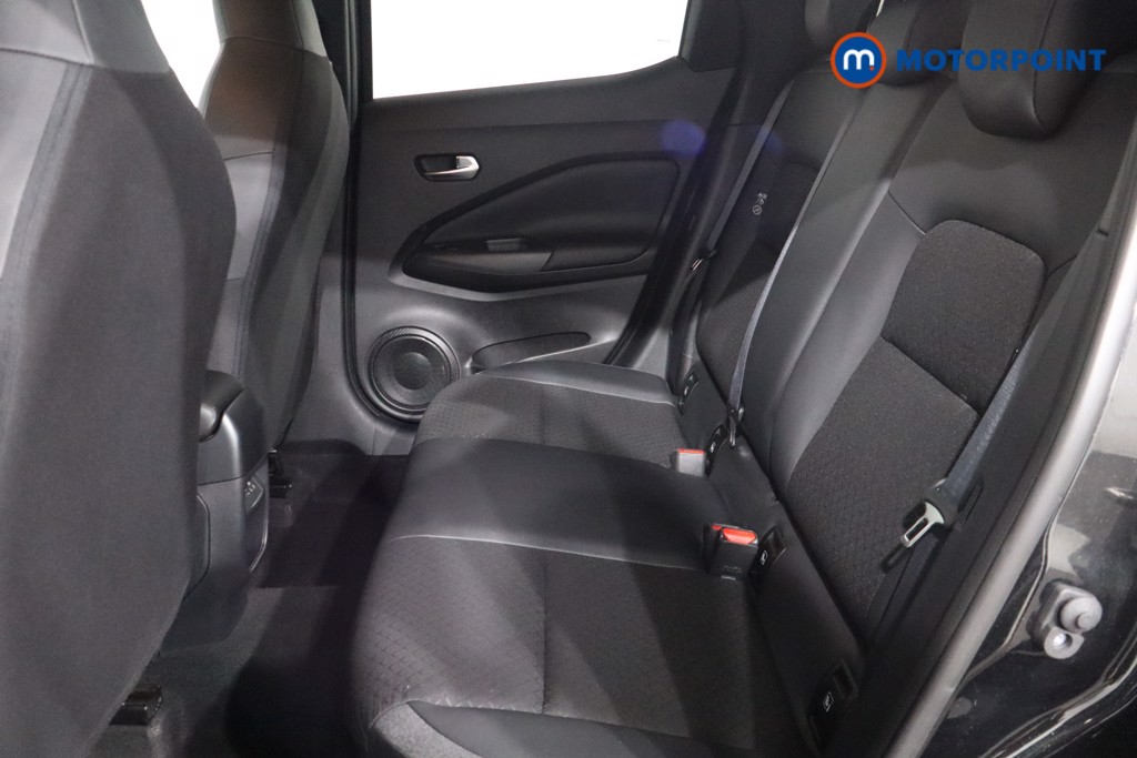 Nissan Juke N-Connecta Manual Petrol SUV - Stock Number (1567978) - 5th supplementary image