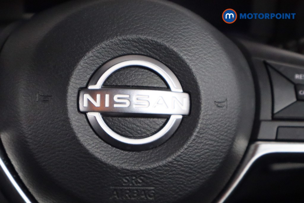 Nissan Juke N-Connecta Manual Petrol SUV - Stock Number (1567978) - 19th supplementary image