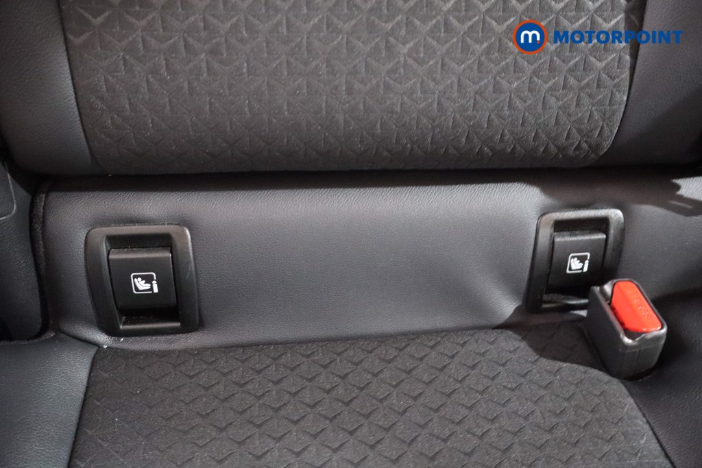 Nissan Juke N-Connecta Manual Petrol SUV - Stock Number (1567978) - 26th supplementary image