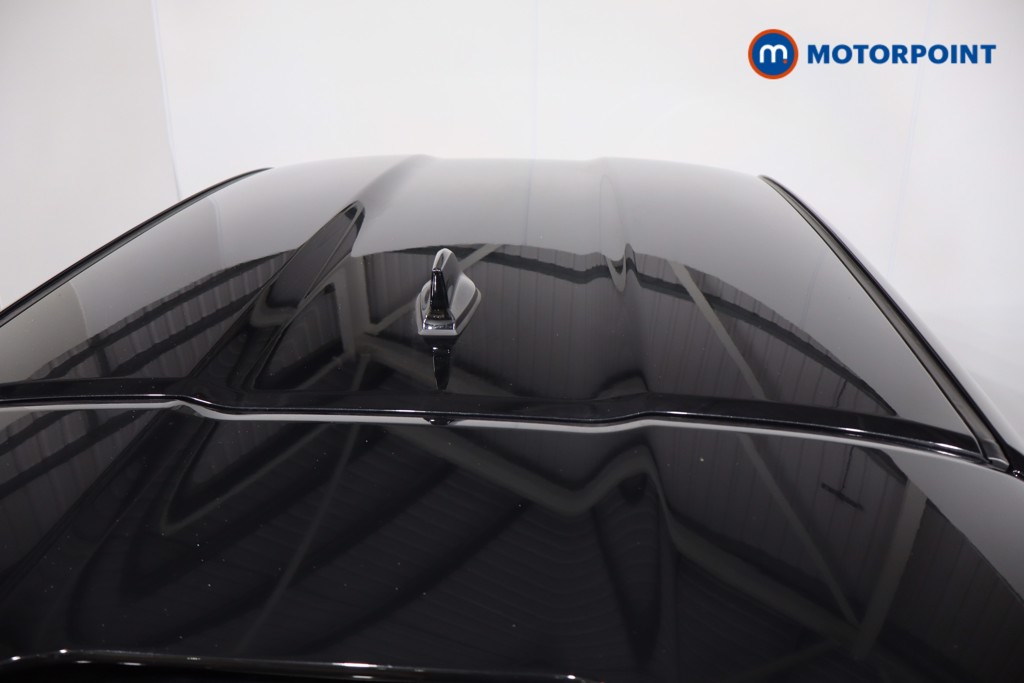 Nissan Juke N-Connecta Manual Petrol SUV - Stock Number (1567978) - 32nd supplementary image