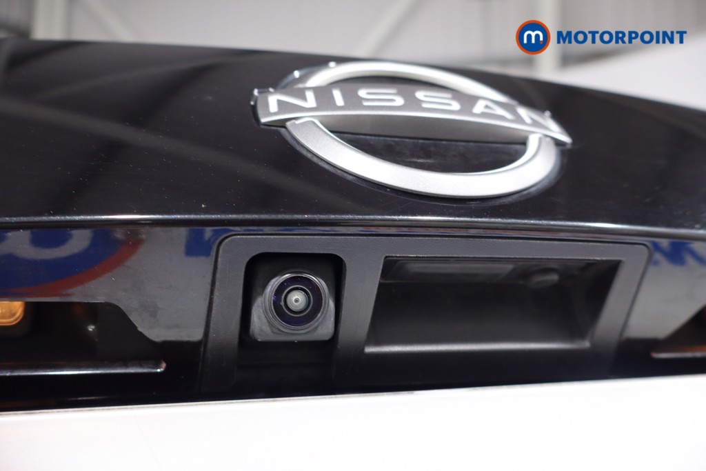 Nissan Juke N-Connecta Manual Petrol SUV - Stock Number (1567978) - 35th supplementary image