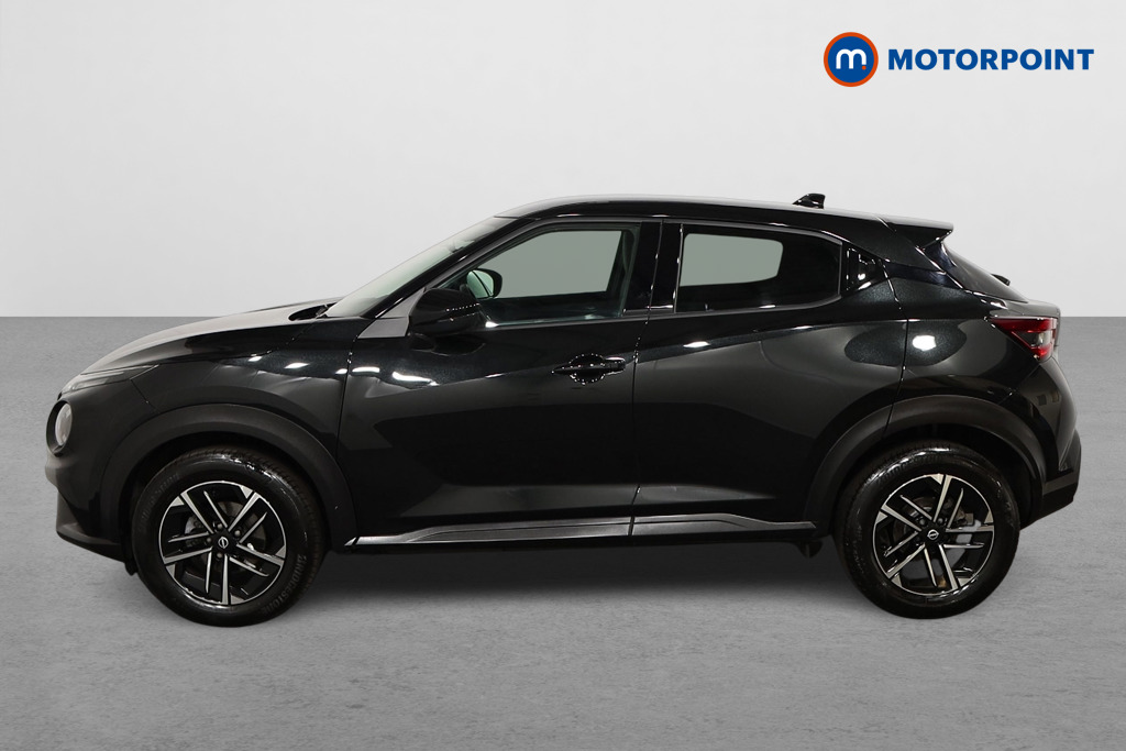 Nissan Juke N-Connecta Manual Petrol SUV - Stock Number (1567978) - Passenger side