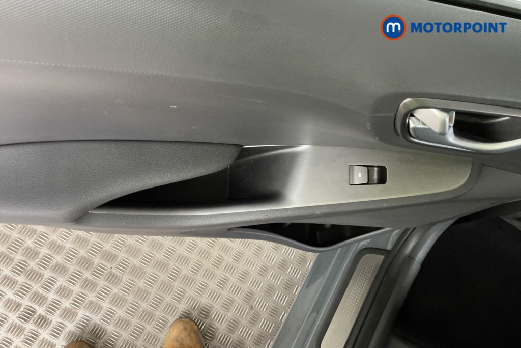 Hyundai Ioniq Premium Automatic Electric Hatchback - Stock Number (1568052) - 24th supplementary image