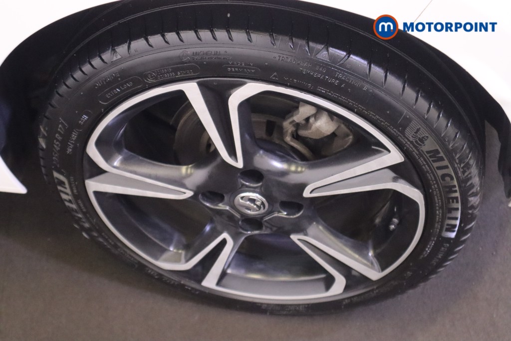 Vauxhall Corsa Elite Nav Premium Manual Diesel Hatchback - Stock Number (1568127) - 9th supplementary image