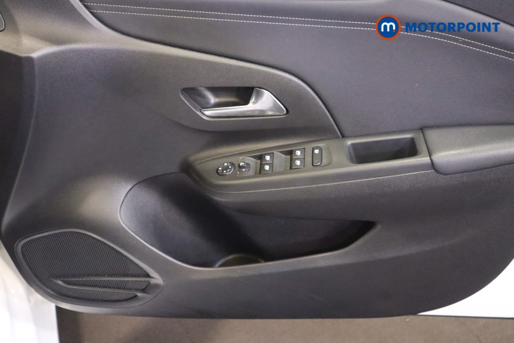Vauxhall Corsa Elite Nav Premium Manual Diesel Hatchback - Stock Number (1568127) - 13th supplementary image