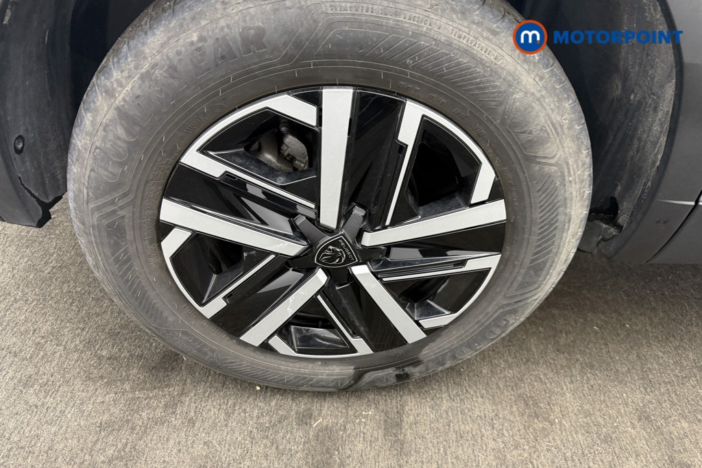 Peugeot 2008 Active Manual Petrol SUV - Stock Number (1568190) - 16th supplementary image