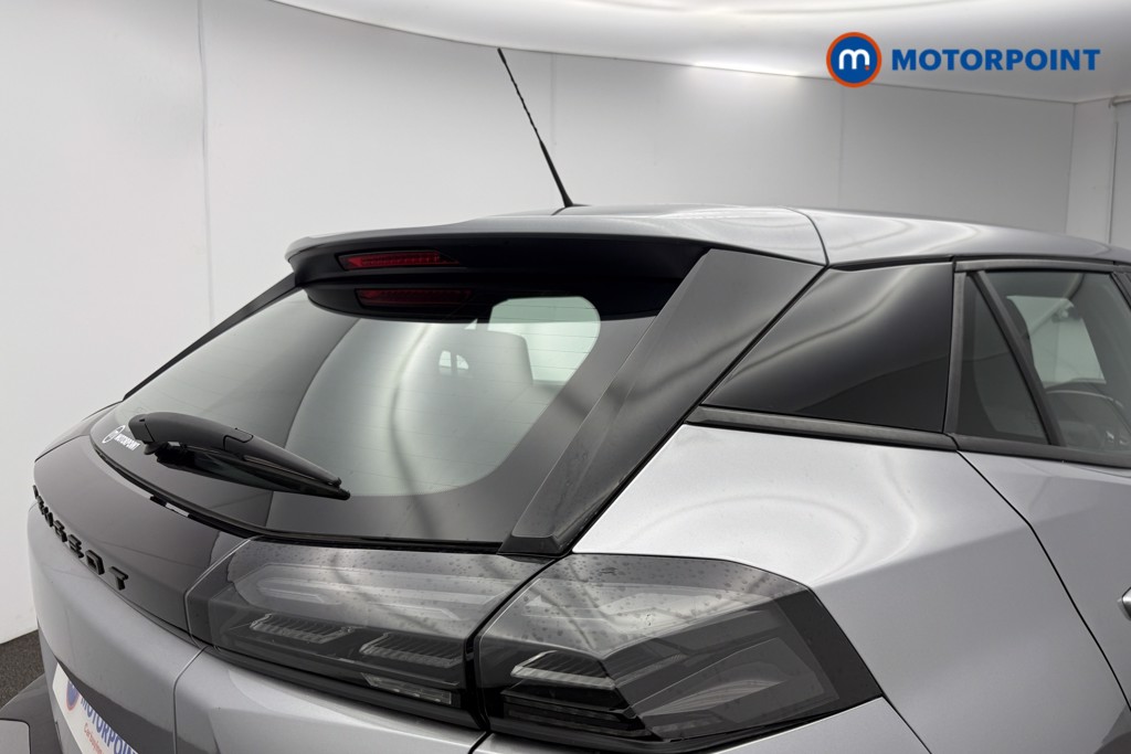Peugeot 2008 Active Manual Petrol SUV - Stock Number (1568190) - 20th supplementary image
