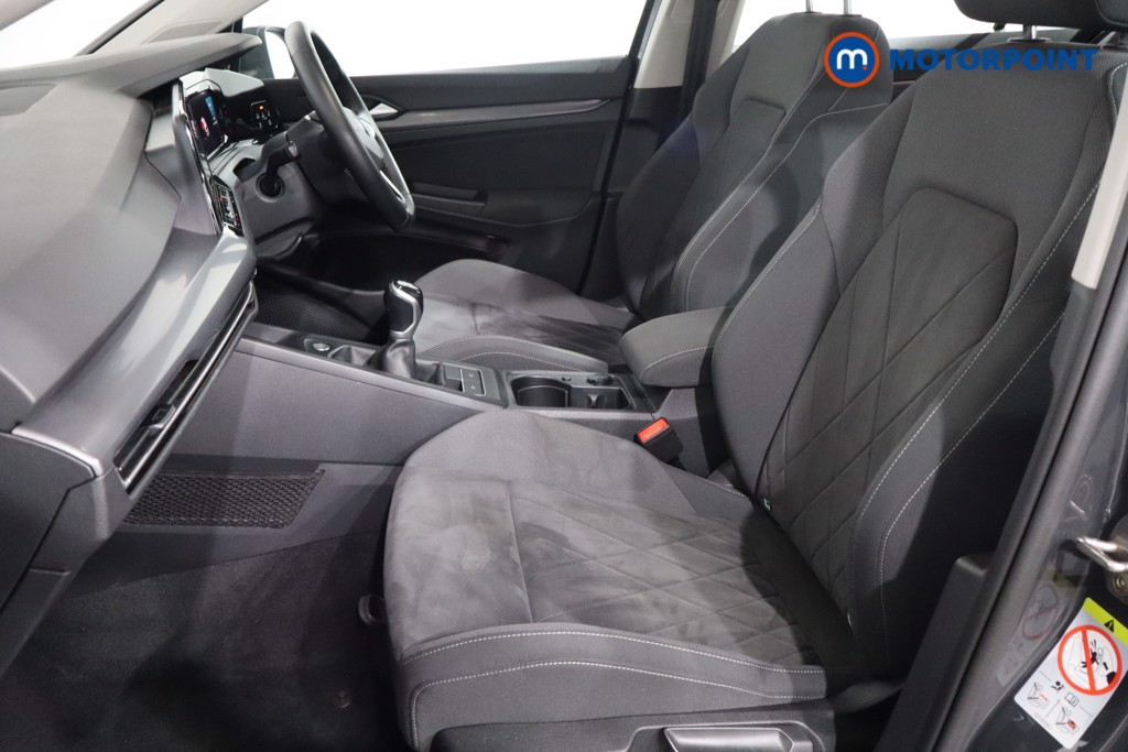 Volkswagen Golf Style Manual Petrol Hatchback - Stock Number (1568393) - 4th supplementary image