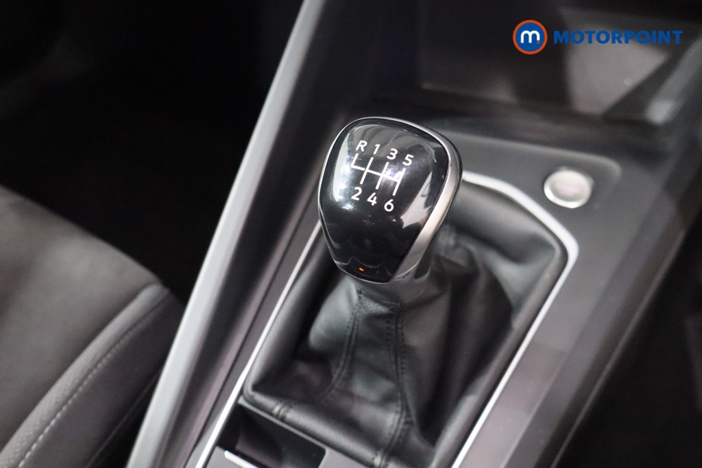 Volkswagen Golf Style Manual Petrol Hatchback - Stock Number (1568393) - 14th supplementary image
