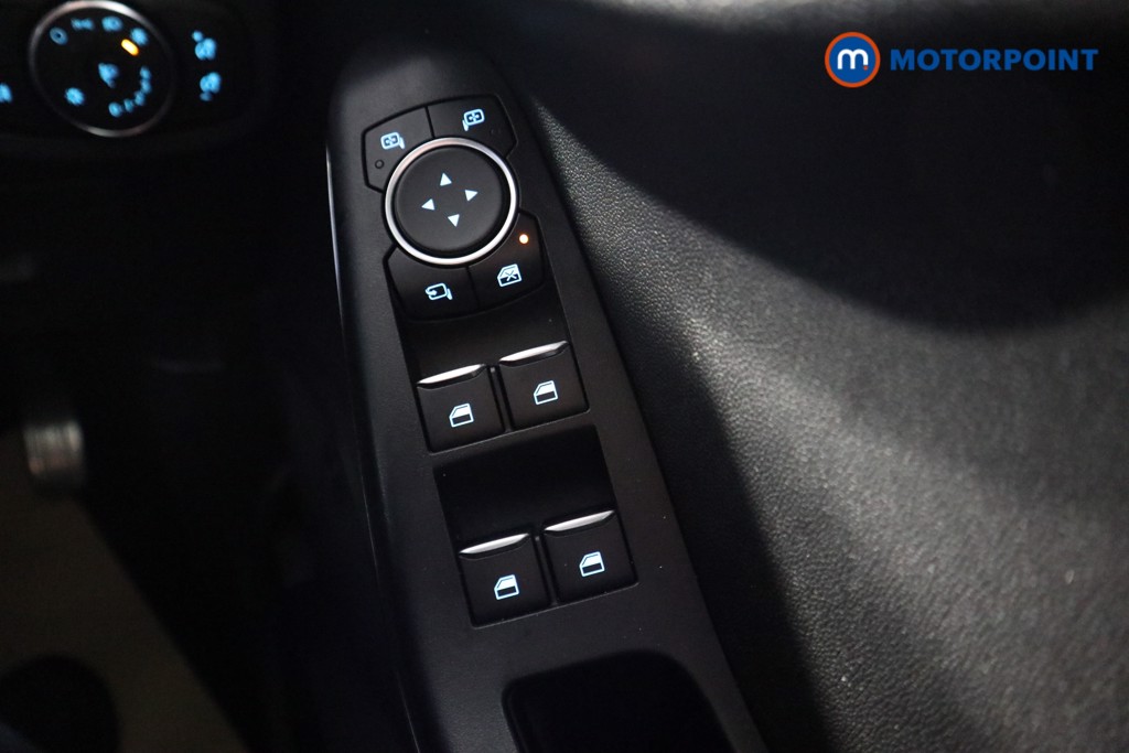 Ford Fiesta St-Line X Edition Manual Petrol-Electric Hybrid Hatchback - Stock Number (1568551) - 6th supplementary image