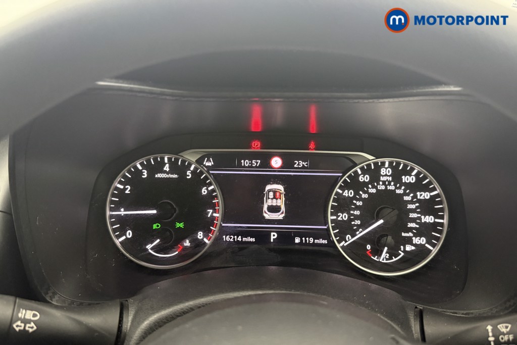 Nissan Juke Acenta Premium Automatic Petrol SUV - Stock Number (1568697) - 3rd supplementary image