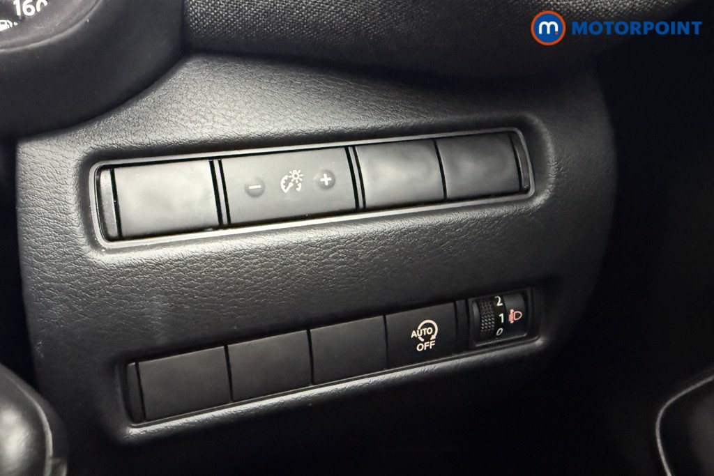 Nissan Juke Acenta Premium Automatic Petrol SUV - Stock Number (1568697) - 11th supplementary image