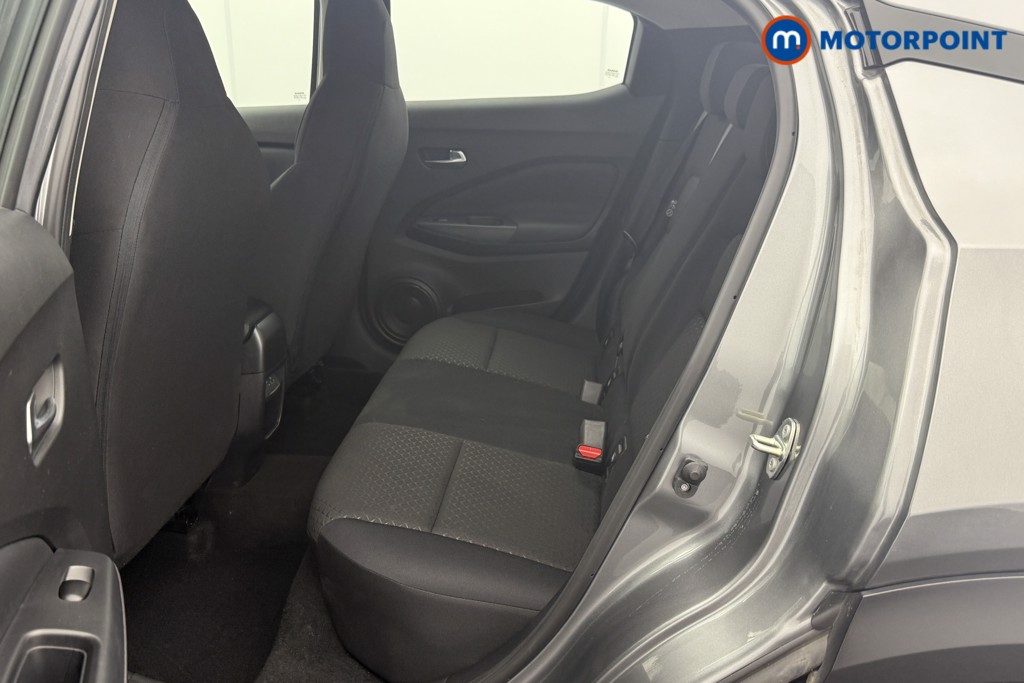 Nissan Juke Acenta Premium Automatic Petrol SUV - Stock Number (1568697) - 19th supplementary image