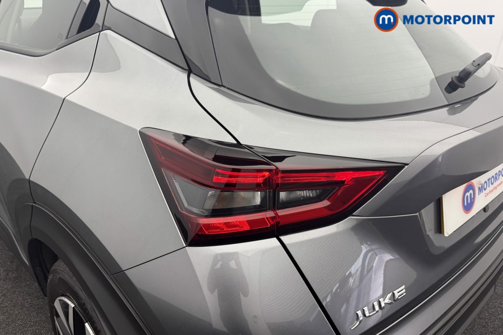 Nissan Juke Acenta Premium Automatic Petrol SUV - Stock Number (1568697) - 20th supplementary image