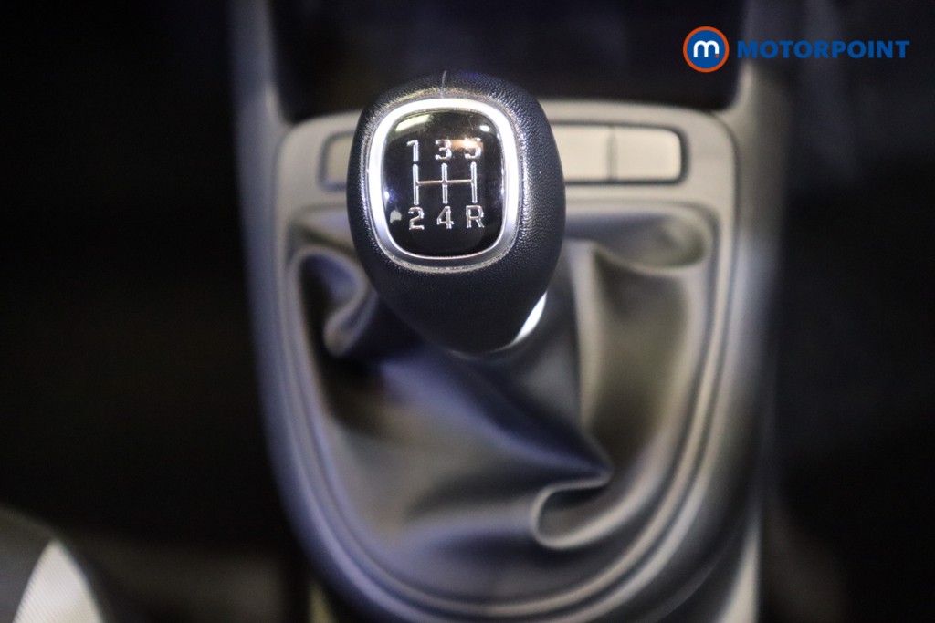 Hyundai I10 Se Connect Manual Petrol Hatchback - Stock Number (1568756) - 5th supplementary image