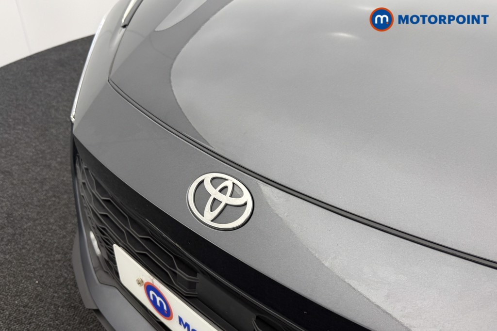 Toyota C-Hr Design Automatic Petrol Plug-In Hybrid SUV - Stock Number (1568784) - 17th supplementary image