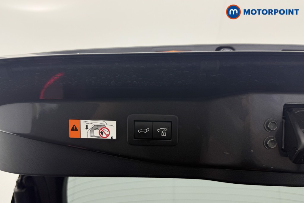 Toyota C-Hr Design Automatic Petrol Plug-In Hybrid SUV - Stock Number (1568784) - 25th supplementary image