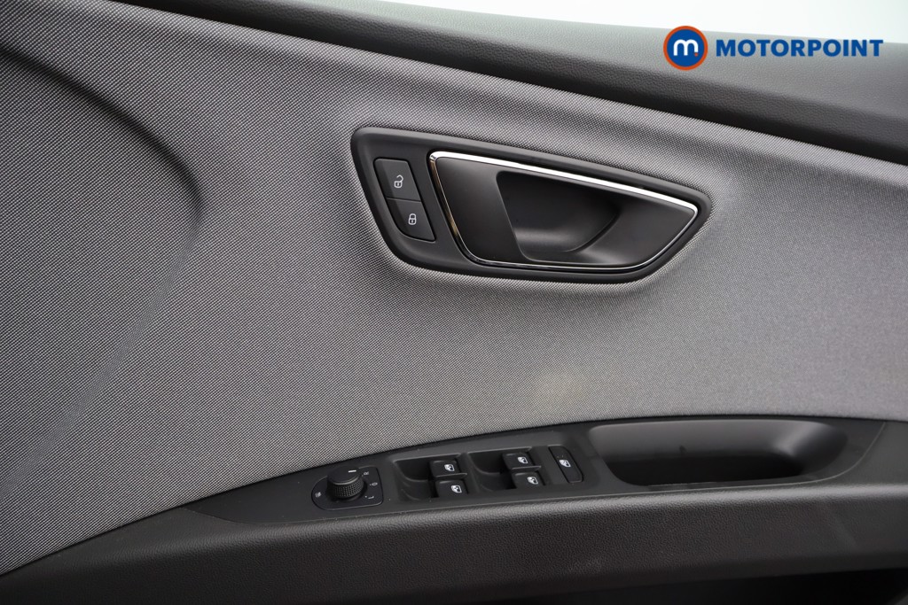 Seat Leon SE Manual Petrol Hatchback - Stock Number (1569041) - 5th supplementary image