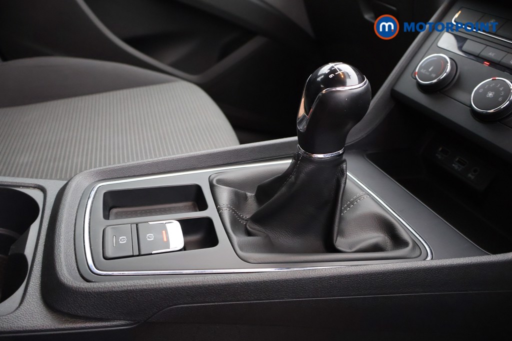 Seat Leon SE Manual Petrol Hatchback - Stock Number (1569041) - 8th supplementary image