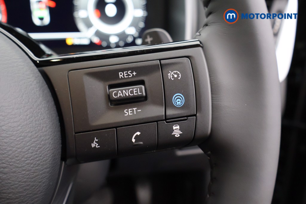 Nissan Qashqai N-Connecta Automatic Petrol SUV - Stock Number (1569223) - 3rd supplementary image